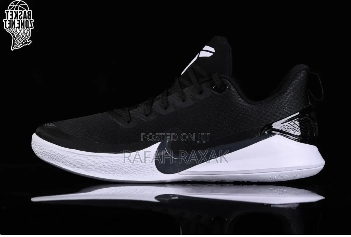 Original Nike Kobe Mamba Focus Basketball Sneakers