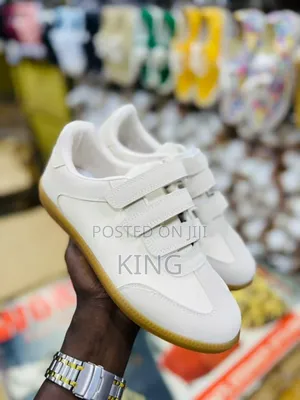 Real Retro Sneakers