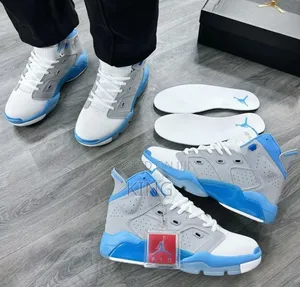 Air Jordan 6 Retro Carhartt White University Blue Cozy