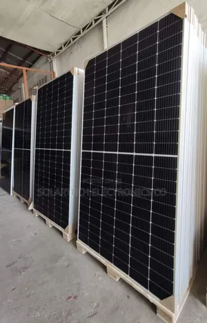 550W Mono Crystalline Solar Panels Tai