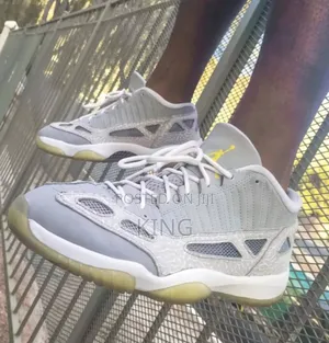 Air Jordan 11 Retro Low IE 'Silver/Zest' Sneakers Unique