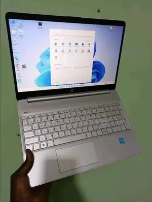 Laptop HP Stream Notebook 4GB Intel Core I3 HDD+SSD 500GB