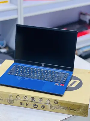 New Laptop HP 240 G8 16GB AMD Ryzen 5 SSD 512GB