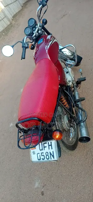 Bajaj Boxer 2021 Red