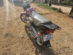 TVS HLX 125 2023 Red