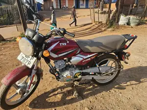 TVS HLX 125 2023 Red
