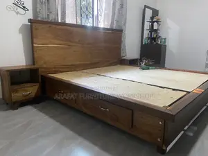 King Platform Mugavu Bed