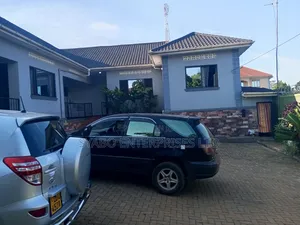 4bdrm Duplex in Mukono Town for sale
