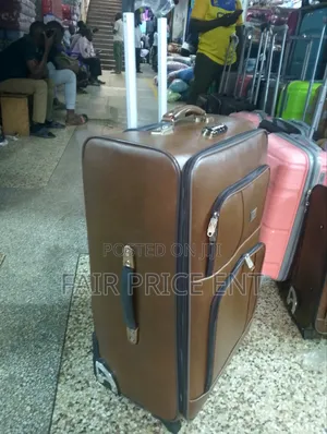 Pure Leather Suitcases.Large.( Brown)