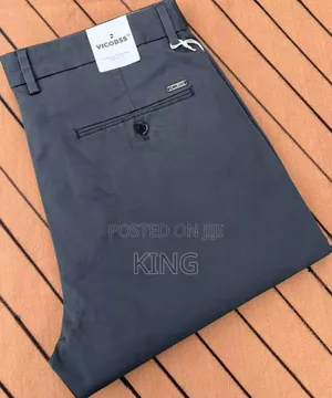 Elated Apt Kaki Pants