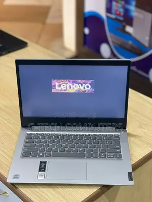 New Laptop Lenovo Ideapad 3 8GB Intel Core I7 SSD 1T