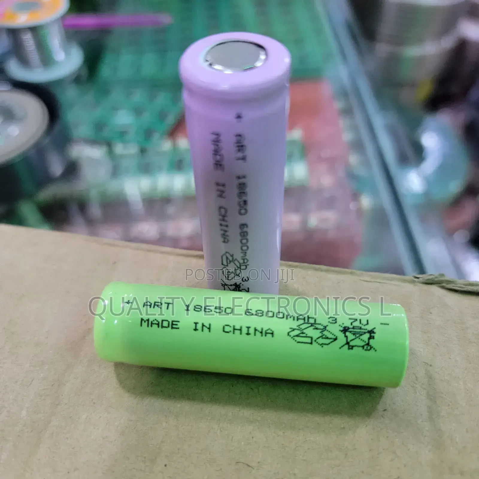 Rechargeable Batteries 3.7v