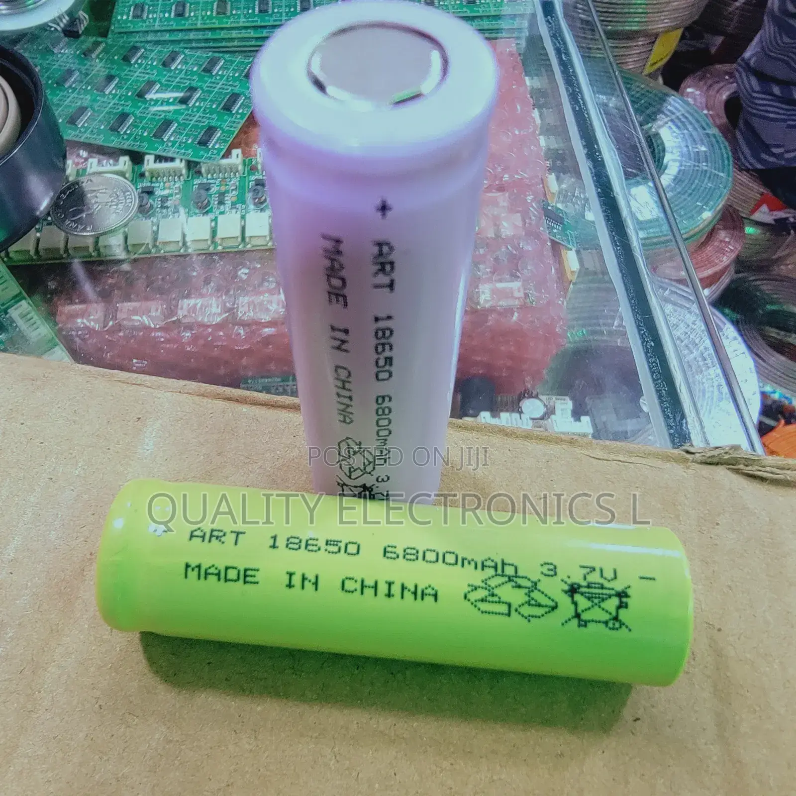 Rechargeable Batteries 3.7v
