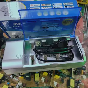 Mp Universal Battery Charger for AA,AAA,C,D and 9v