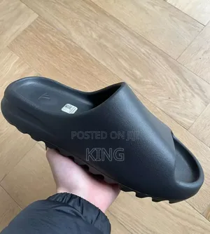 Real Yeezy Onyx Slides