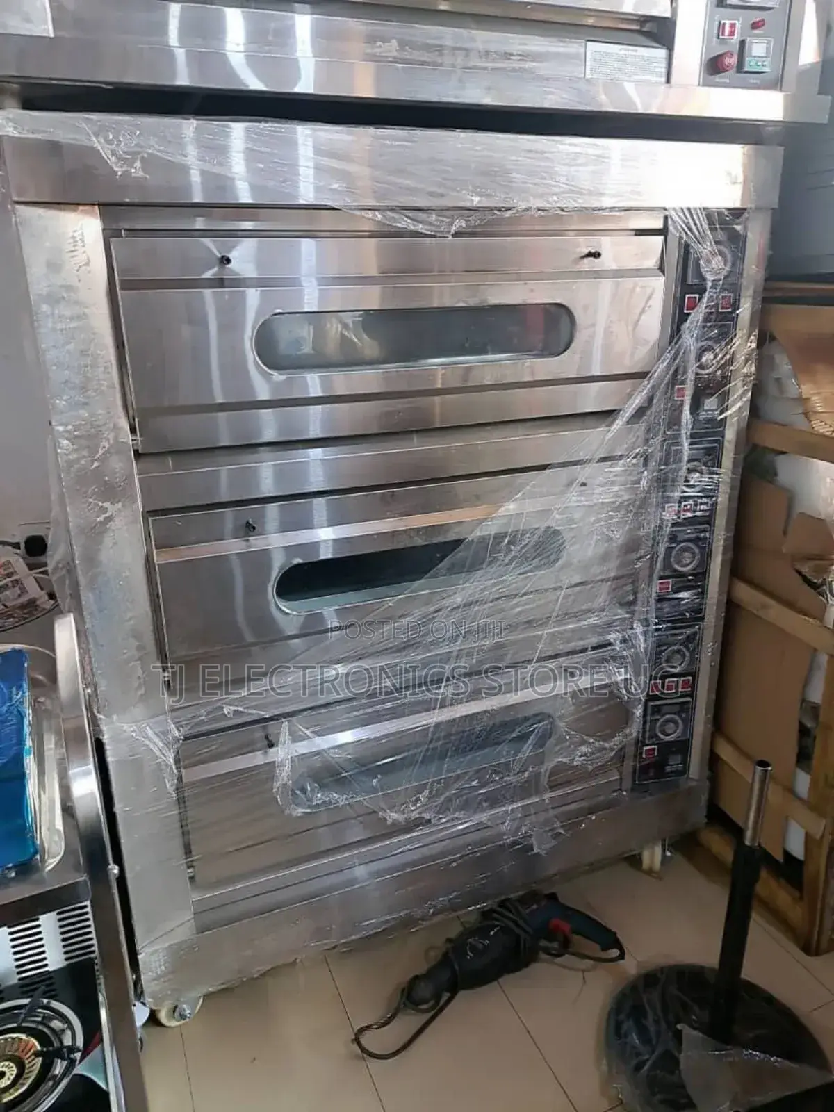 Triple Decker Oven 6/Trays