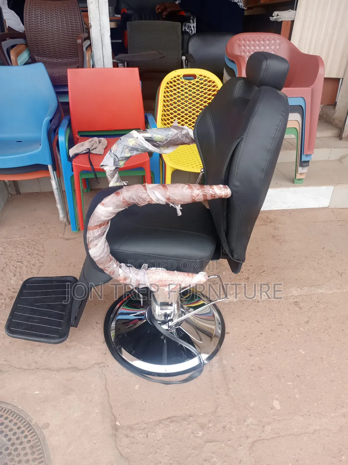 Saloon Chair Barbar