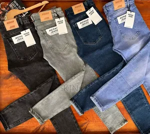 Classy Apt Denim Jeans