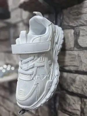 White Sneakers Boys/Girls