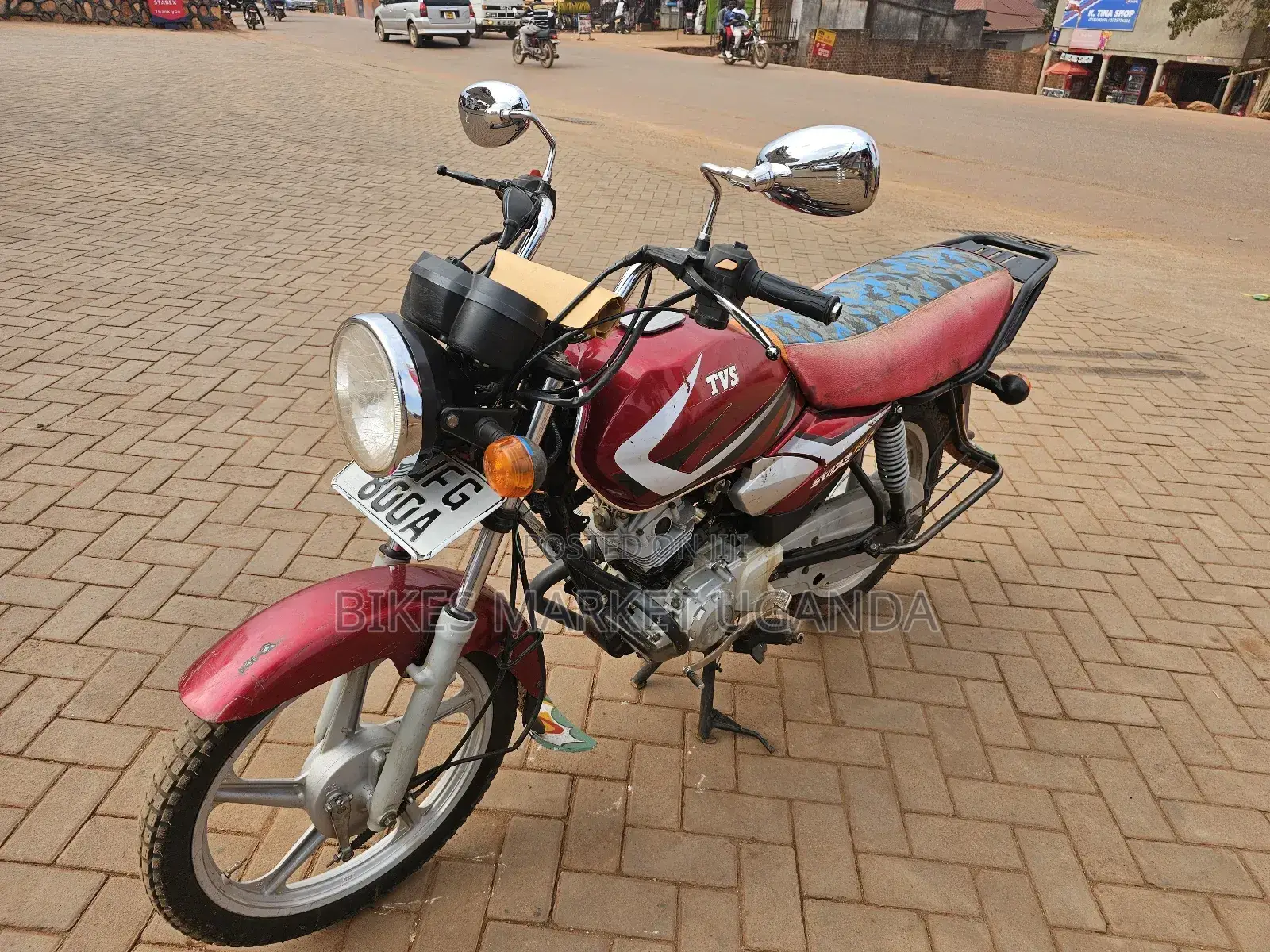 TVS HLX 125 2022 Red