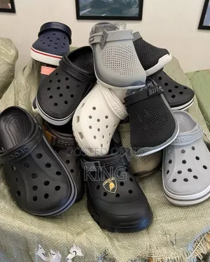 Gentle Casual Crocs