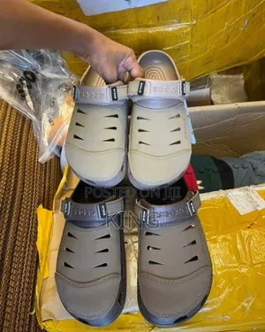 Affable Casual Crocs