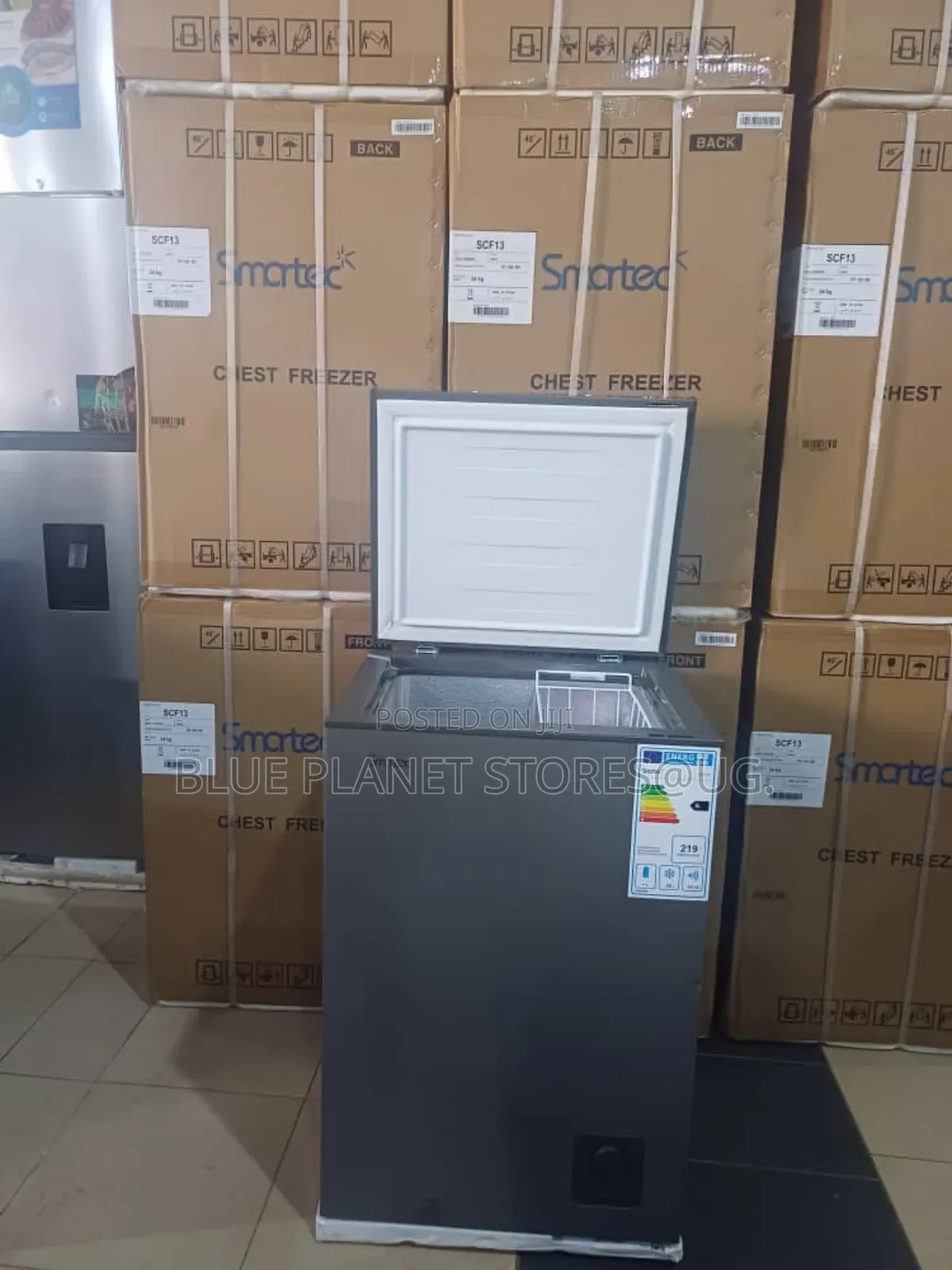 SMARTEC 130litres Chest/Deep Freezers \\ SFC13 \\ GREY