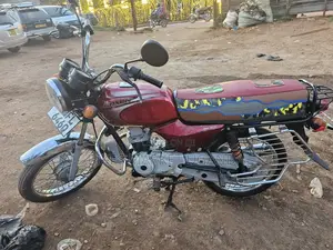 Bajaj Boxer 2023 Red