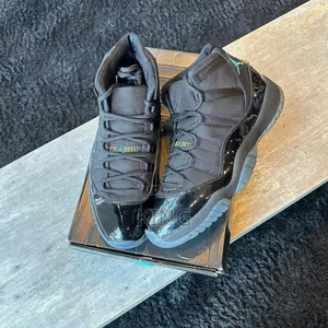 Air Jordan 11 Gamma Black Retro