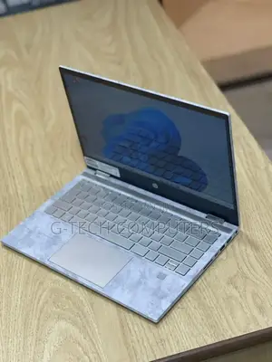 New Laptop HP Pavilion X360 8GB Intel Core I7 SSD 256GB