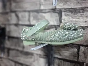 Girls Shoe With Diamonds
