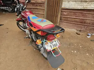 TVS HLX 125 2024 Red