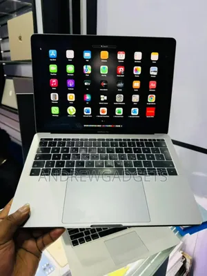 Laptop Apple MacBook Pro 2016 8GB Intel Core I5 SSD 256GB