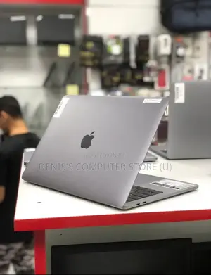 Laptop Apple MacBook 2012 8GB Intel Core I5 HDD+SSD 500GB