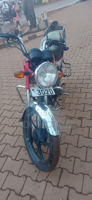 Hero Hunter 125 2021 Red