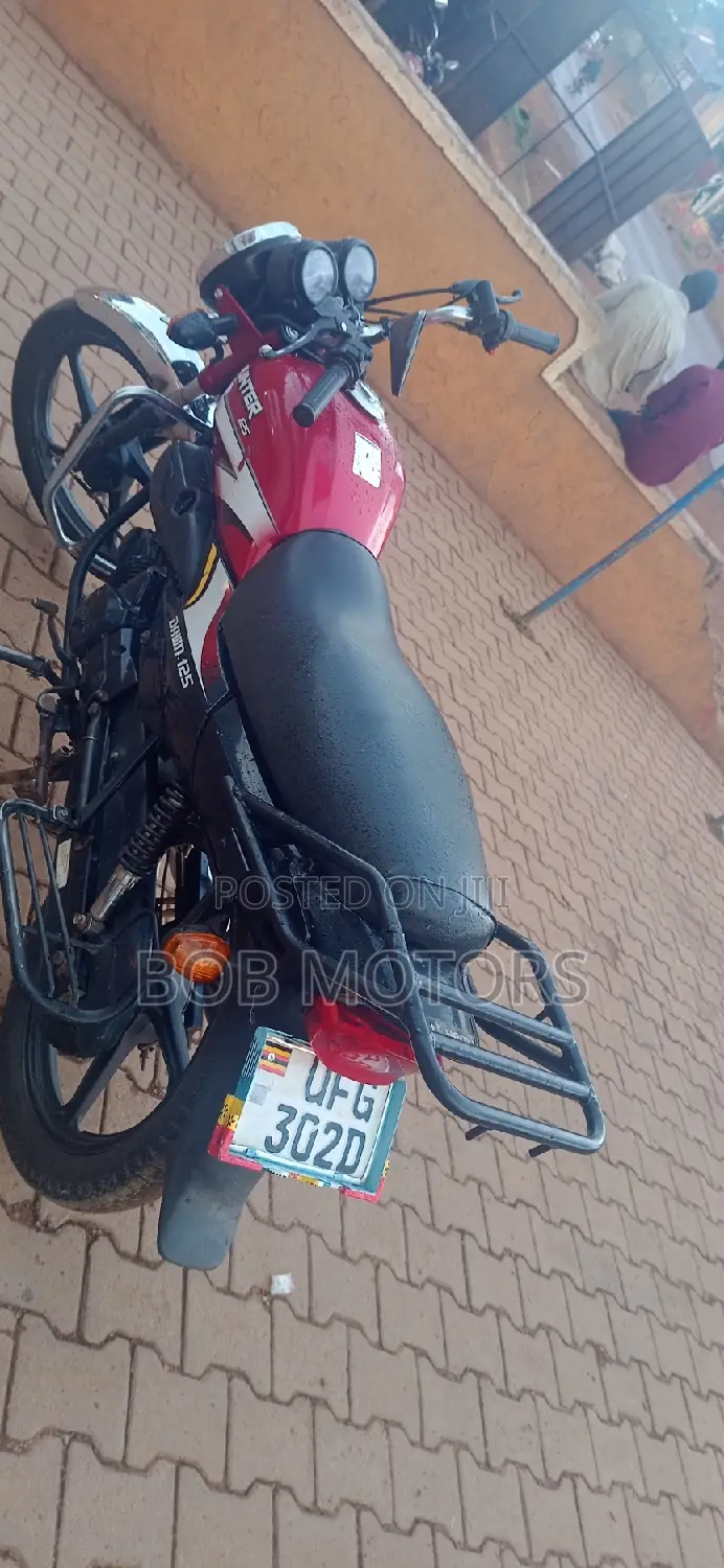 Hero Hunter 125 2021 Red
