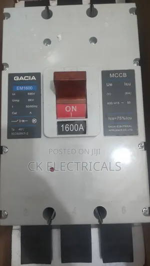 McCb Breaker 1600amps