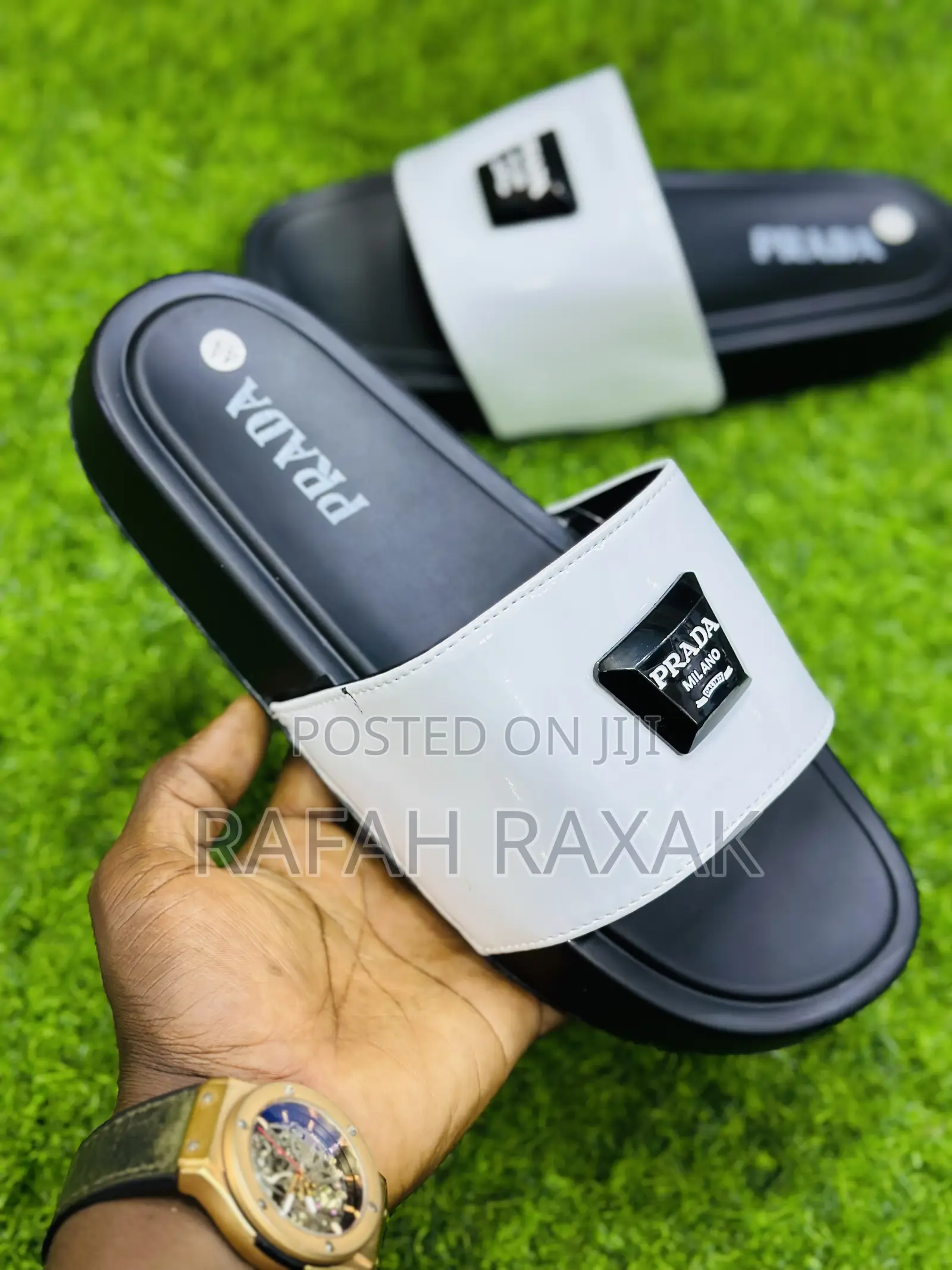 Original Classic Luxury Rich Prada Push in Sandals