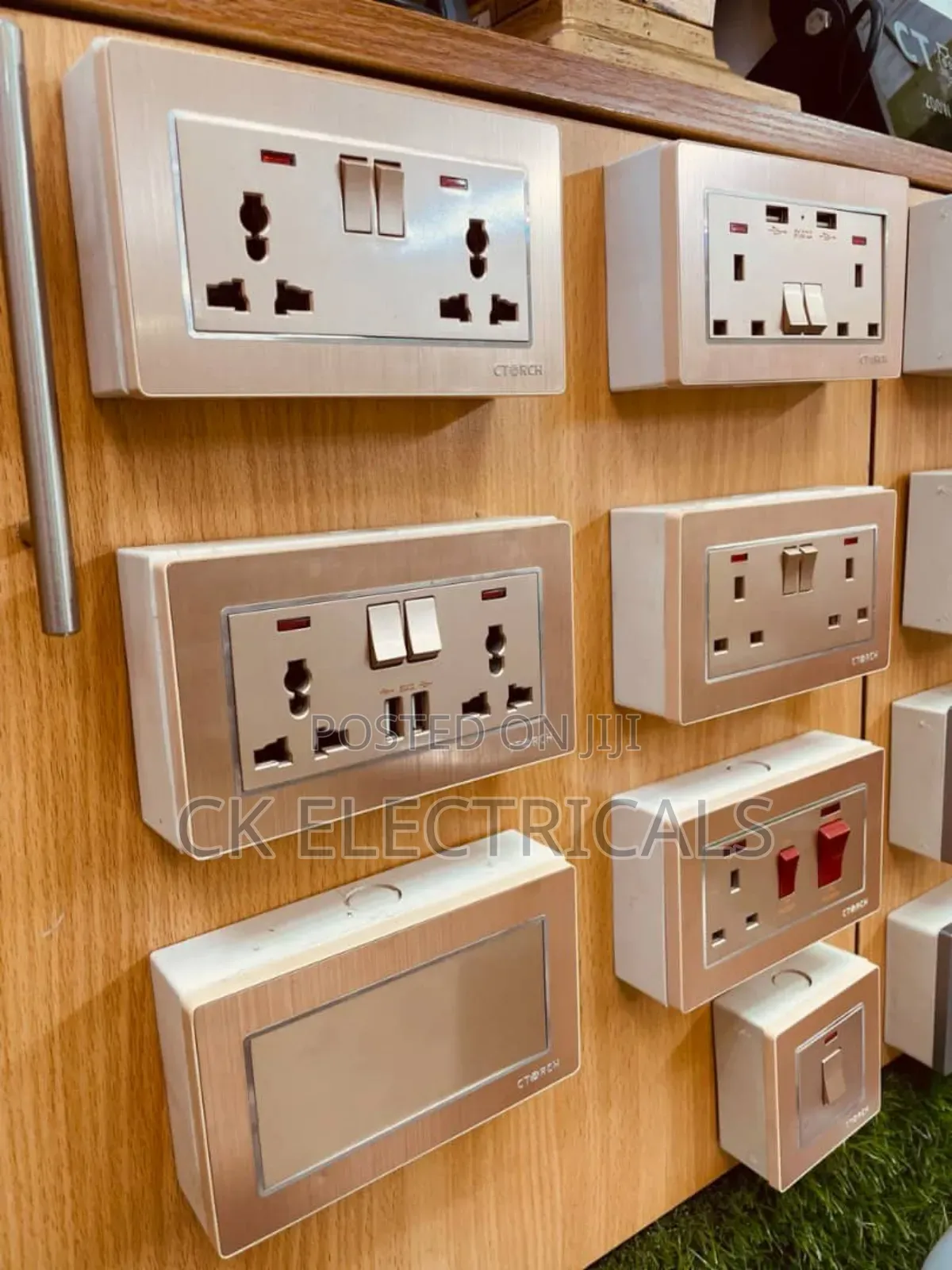Gold Switches and Sockets Available