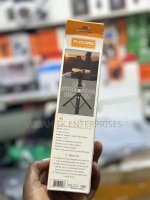Plokama Live LED Tripod