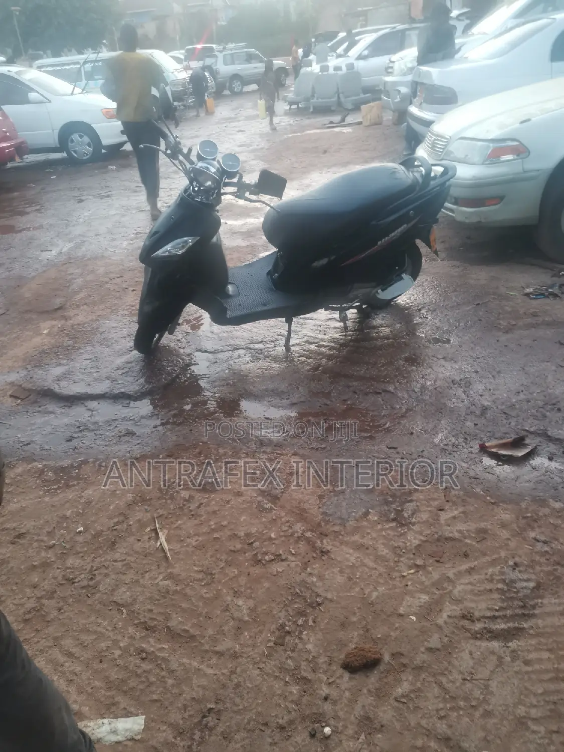 TVS HLX 125 2018 Black