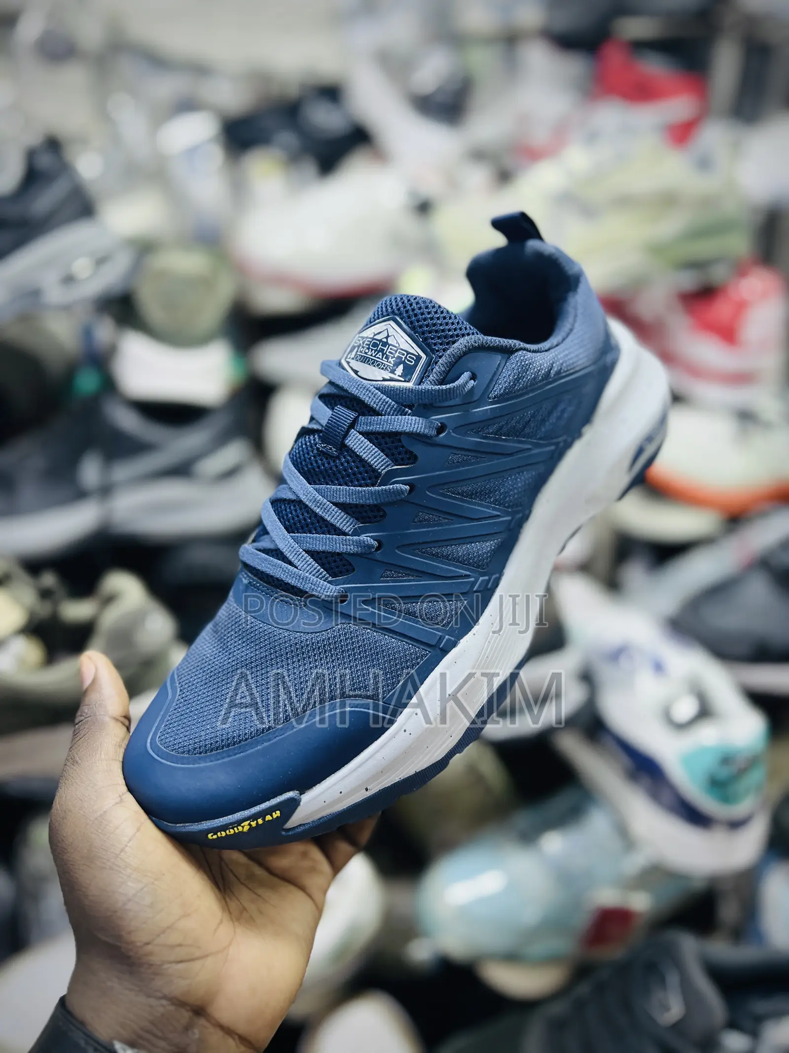 Skecher Out Doors Comfortable Sneakers in Stock