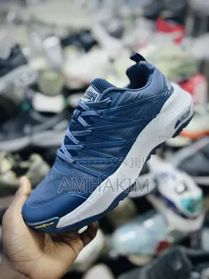 Skecher Out Doors Comfortable Sneakers in Stock