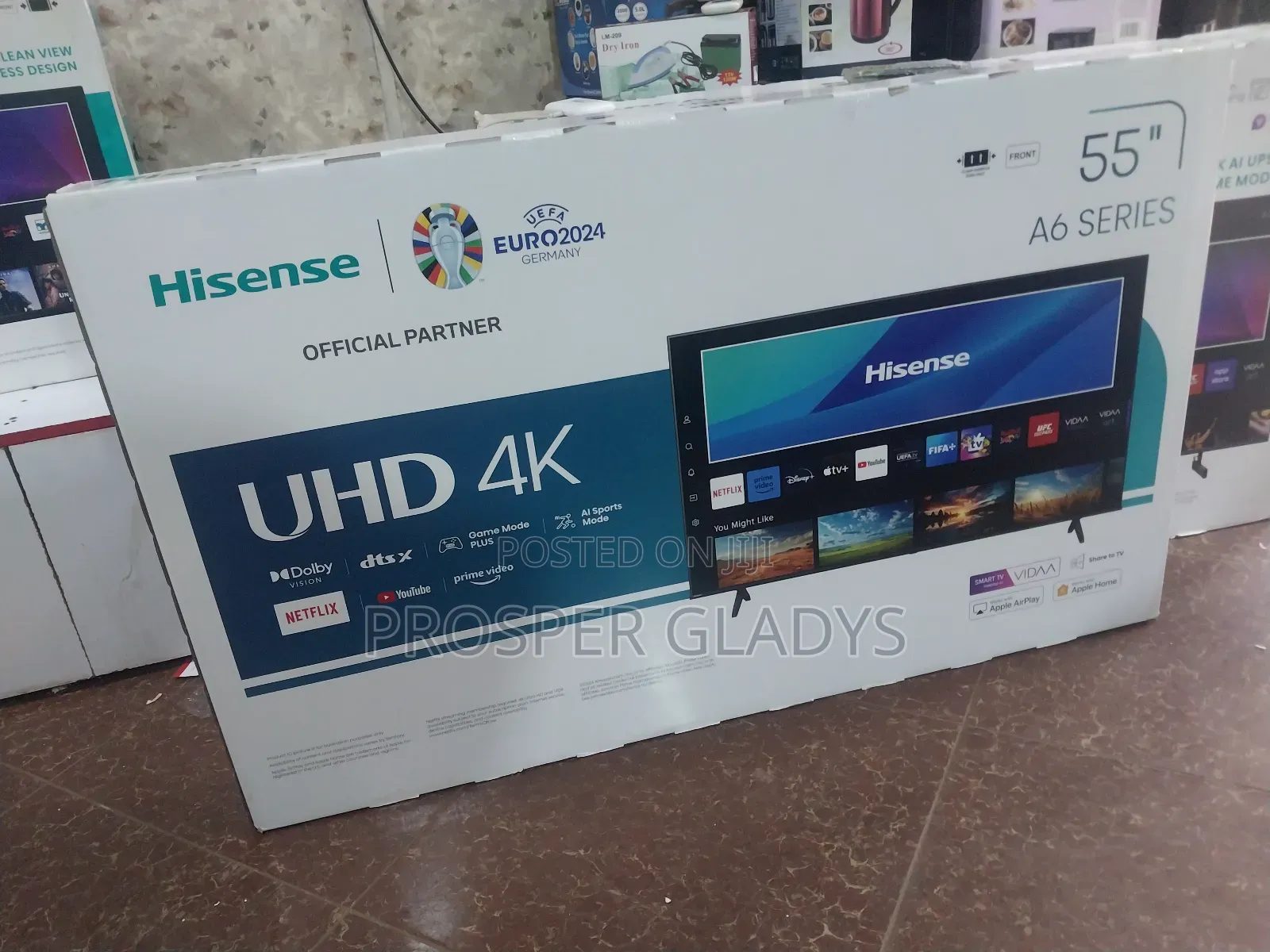 Hisense 55 Smart Digital Flat Screen Flameless