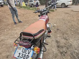 Bajaj Boxer 2019 Red