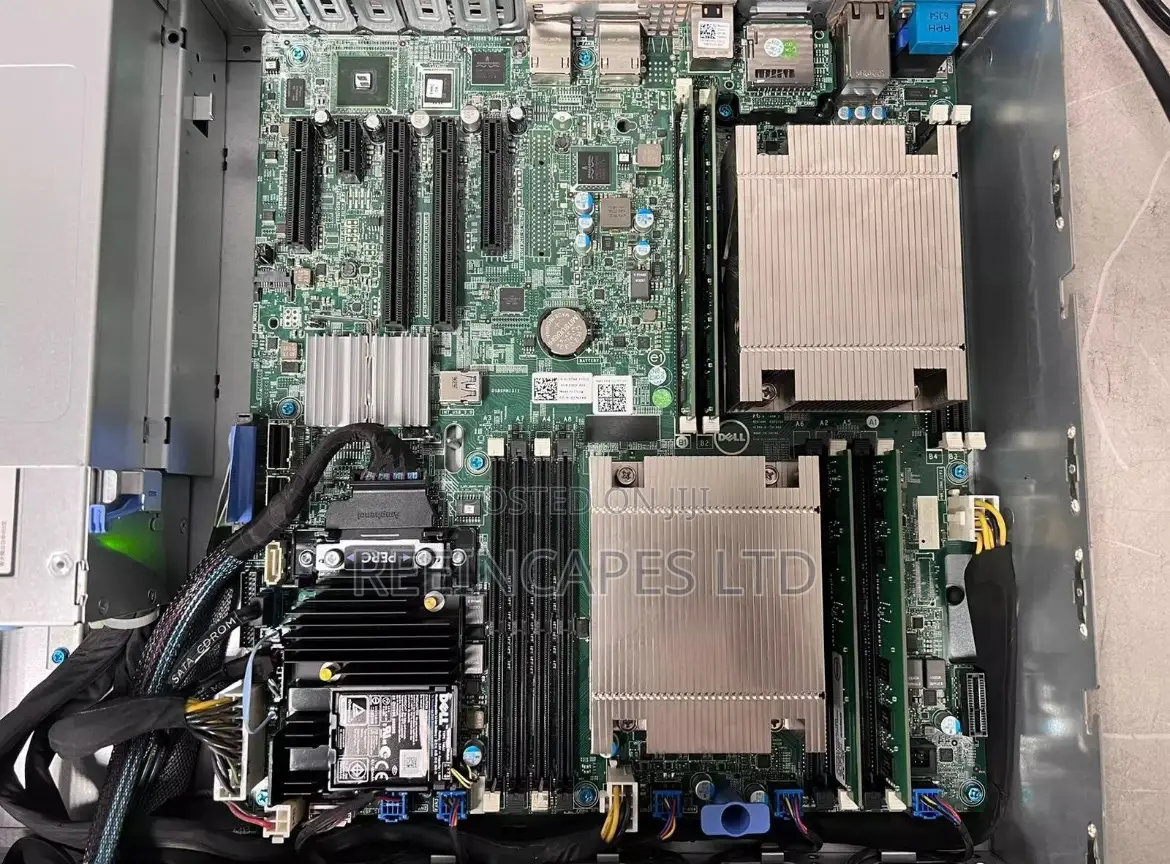 Server Dell PowerEdge R630 32GB Intel Xeon HDD 2T