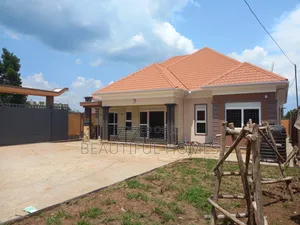 Furnished 4bdrm House in Kira for sale