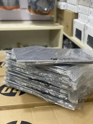 New Laptop HP 250 G10 8GB Intel Core I7 SSHD (Hybrid) 512GB