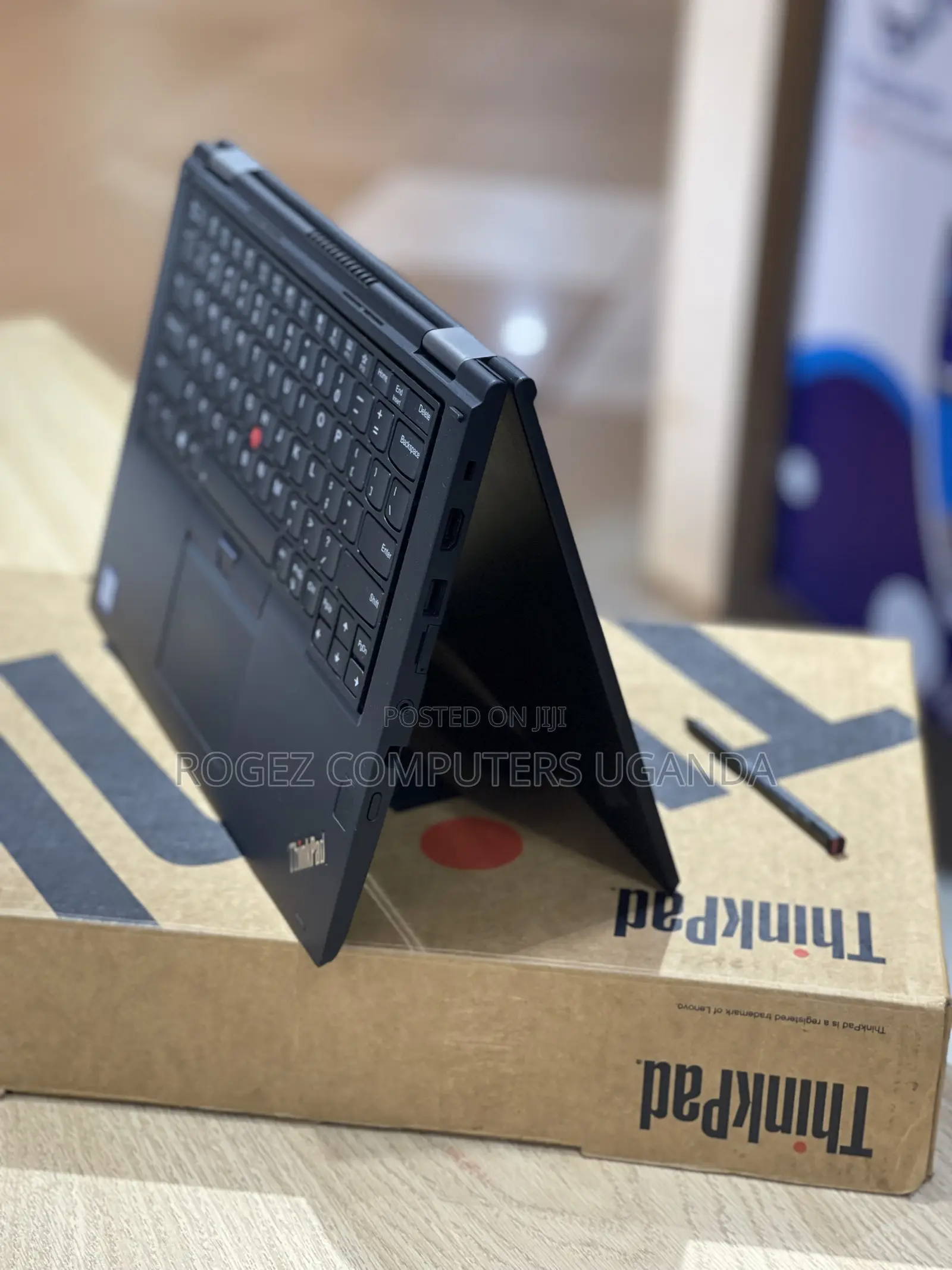 New Laptop Lenovo ThinkPad X380 Yoga 8GB Intel Core I5 SSD 256GB