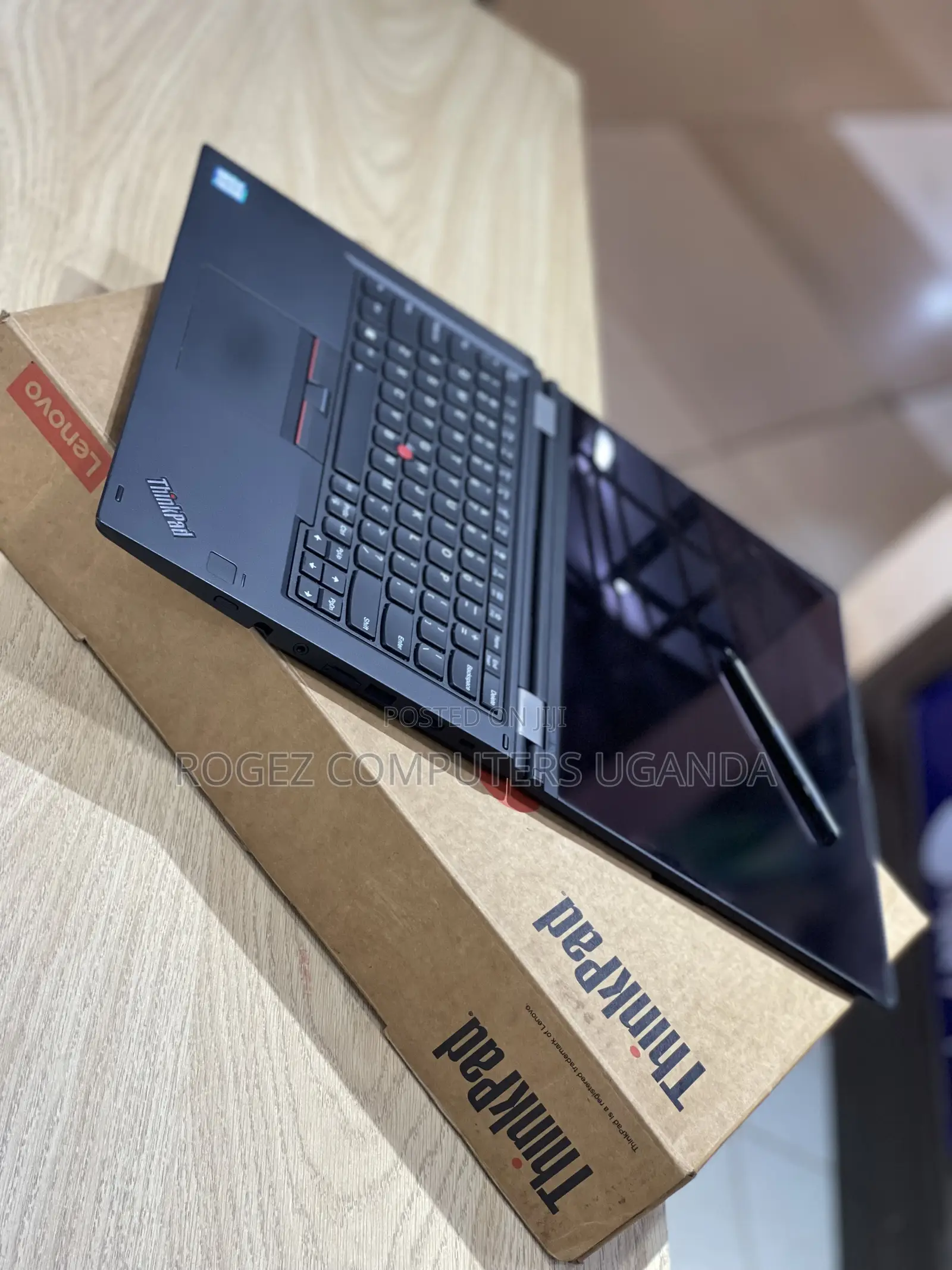 New Laptop Lenovo ThinkPad X380 Yoga 8GB Intel Core I5 SSD 256GB